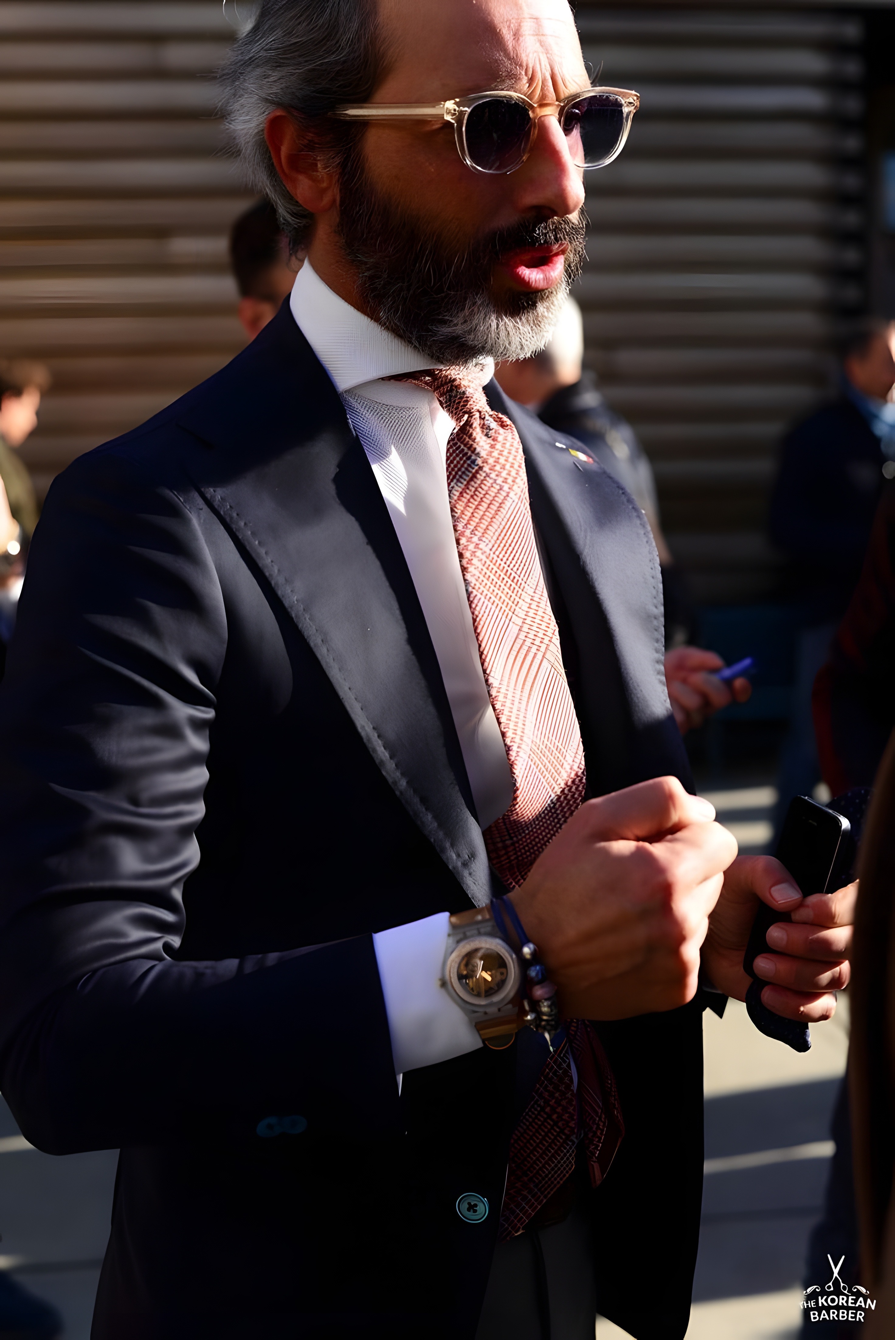 Martino Villini — Italian tailoring detail